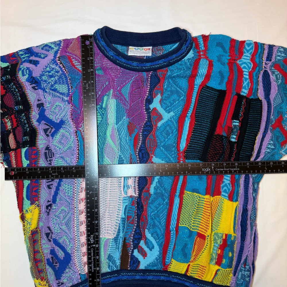 Vintage Coogi Women's Sweater Size M 3D Knit Blue Purple Alphabet Pattern Rare - Picture 8 of 13
